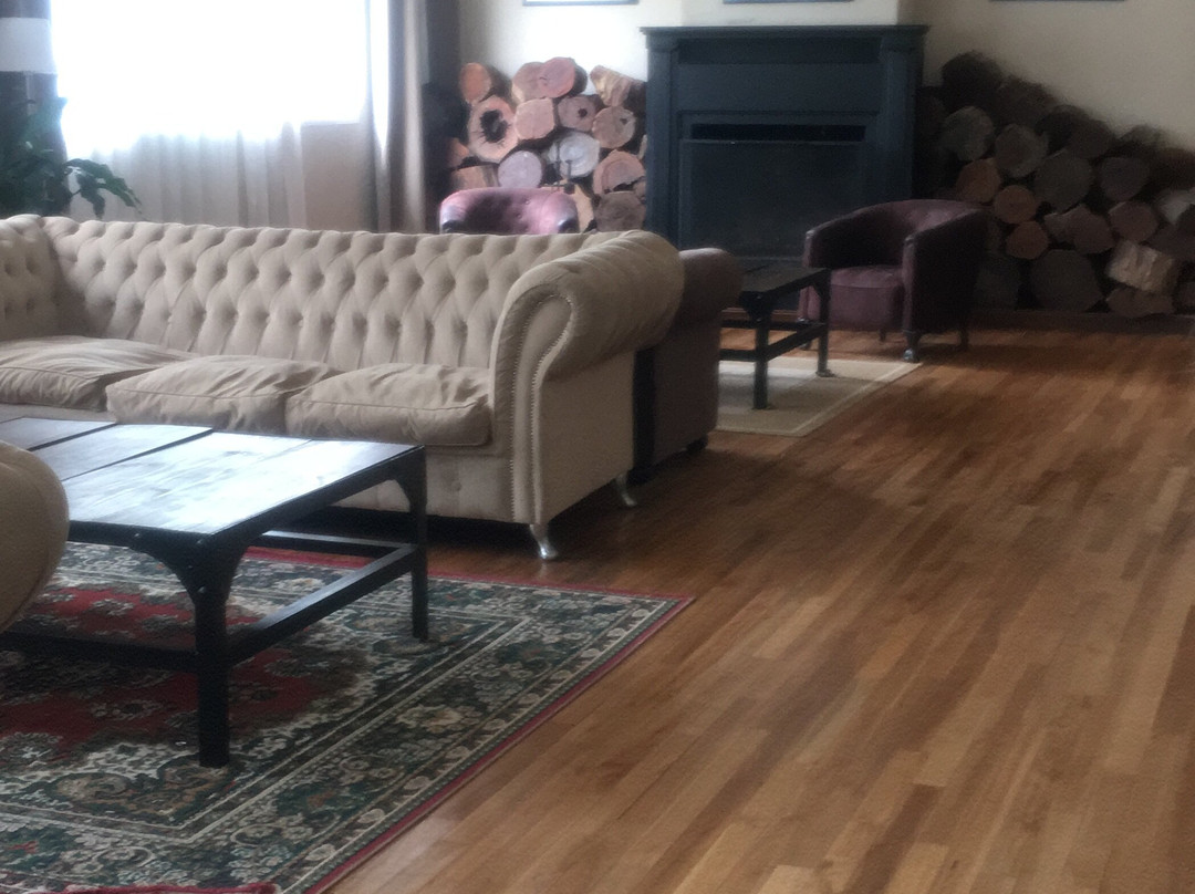 Howard Johnson Hotel and Convention Center Madariaga Carilo主图