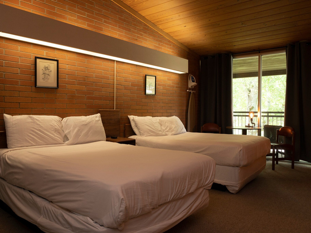 The Lodge at Henry Horton主图