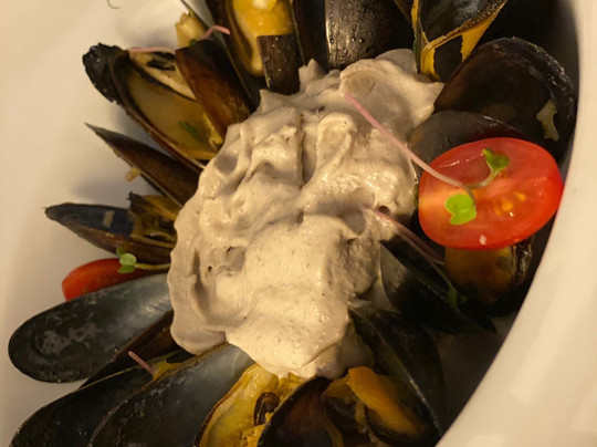 伏尔加酒店主图