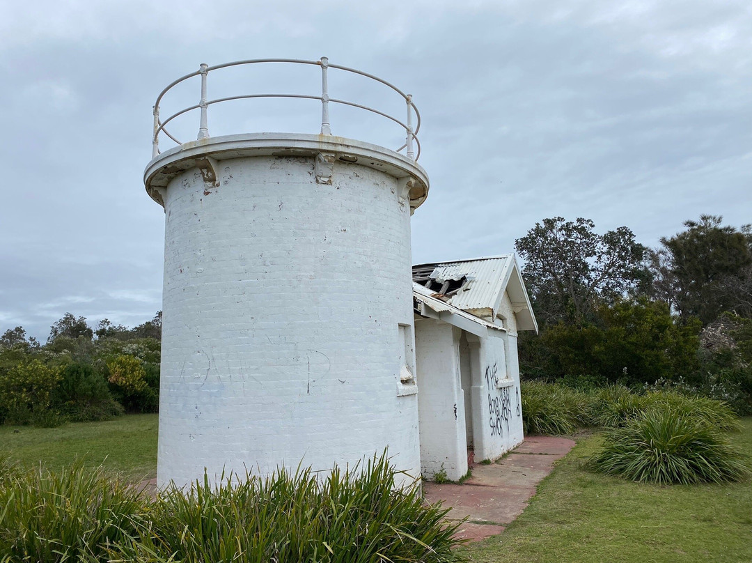 Crookhaven Heads Lighthouse景点图片