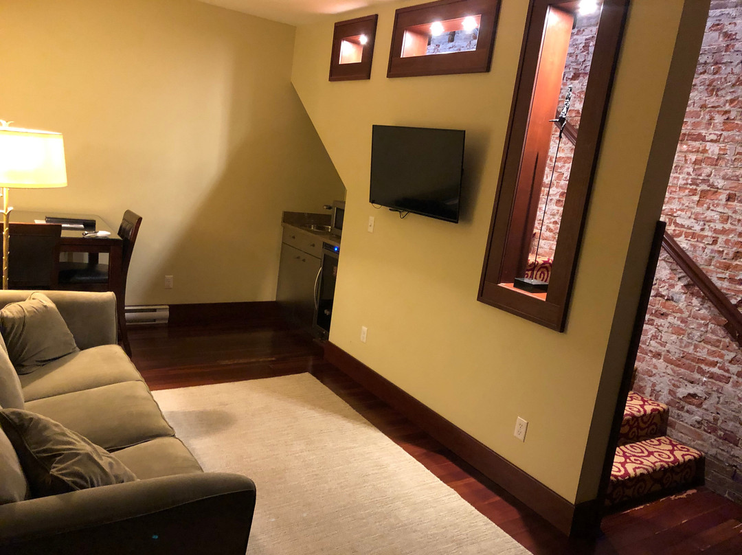 Hotel Sterling主图