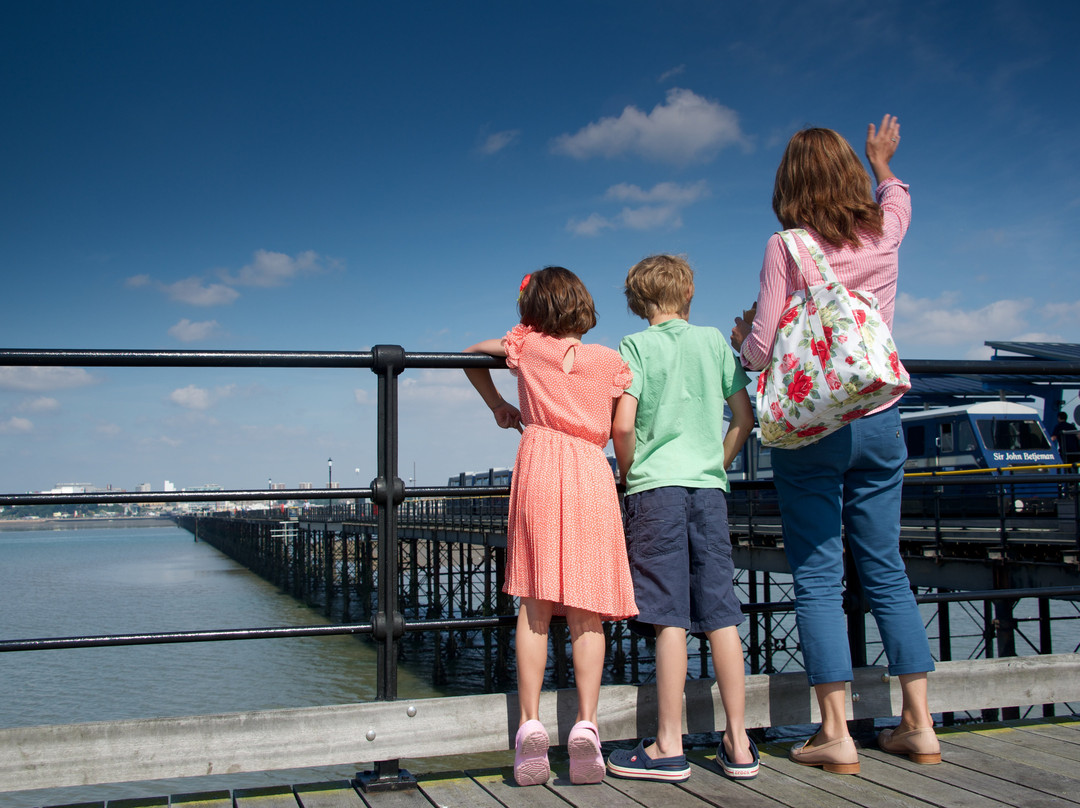 Southend Pier & Railway景点图片