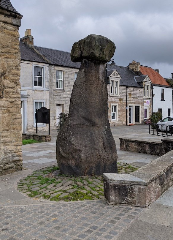 Clackmannan Tolbooth, Mercat Cross and Clackmannan Stone景点图片