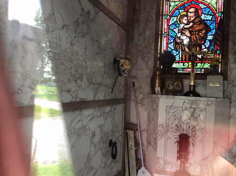 Mount Carmel Cemetery-希尔赛德必去景点