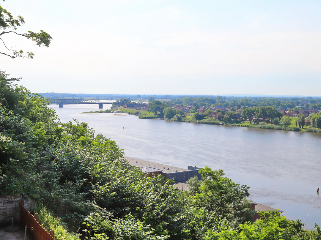 Hotel Bellevue主图