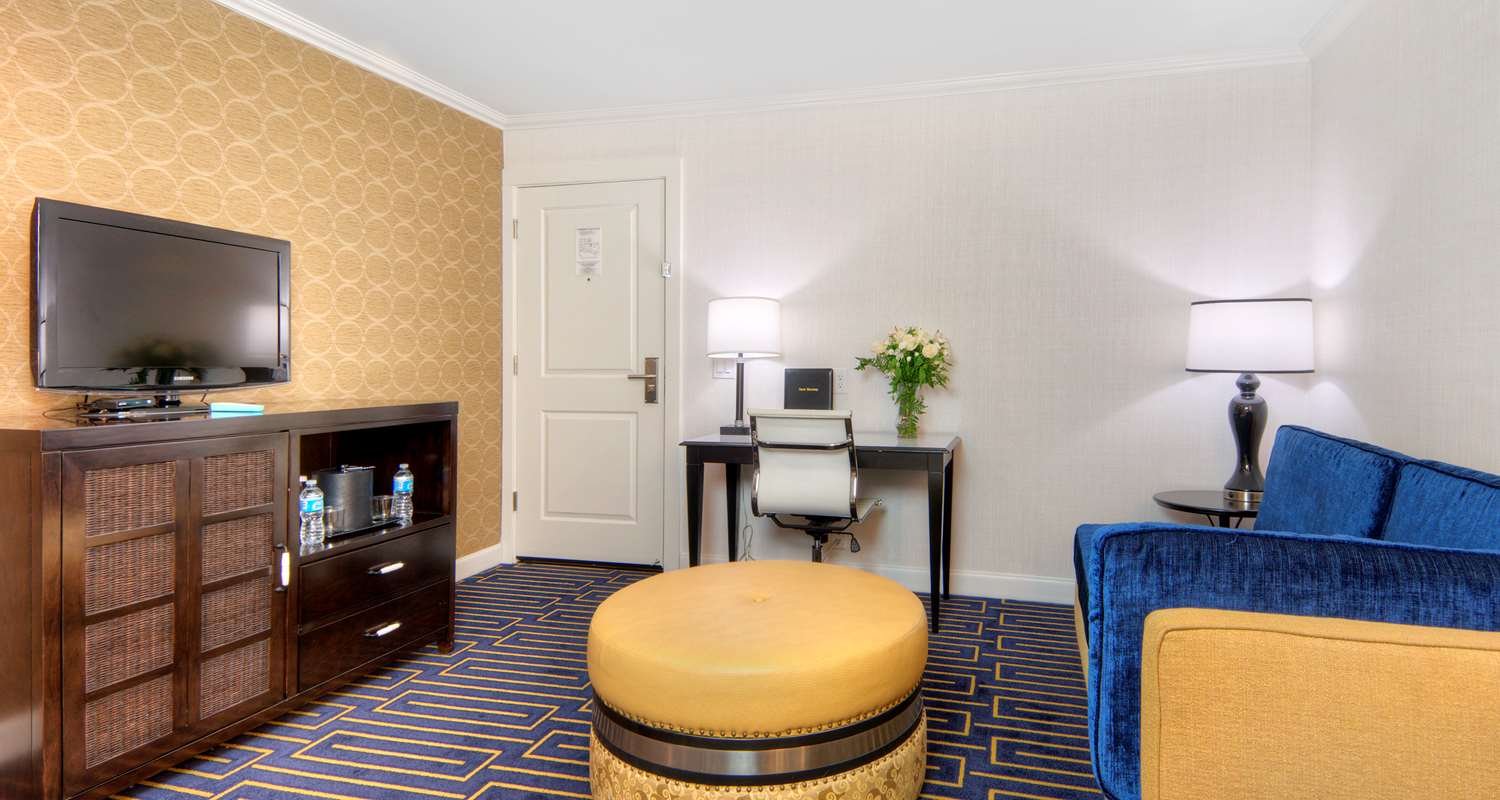 Best Western Plus Palm Court Hotel-官方