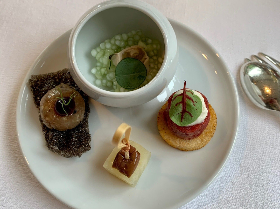 Russels Landhaus主图