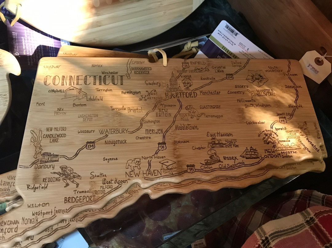 Old Mill Pond Village Shops-Granby必去景点