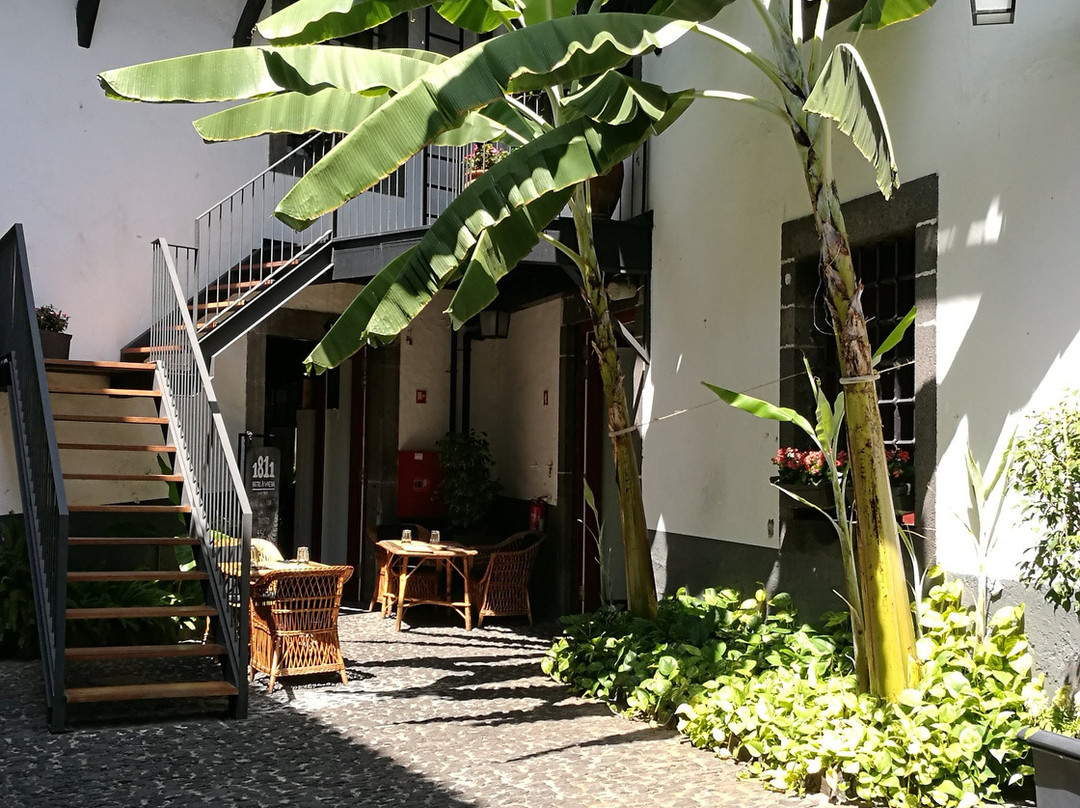 Blandy's Wine Lodge-沙尔必去景点