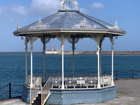 Bandstand and Sunshelter-当莱瑞必去景点