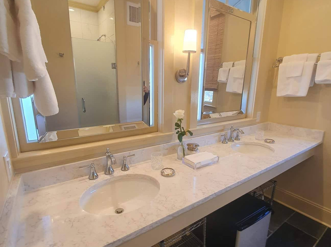 凯瑟琳沃德旅馆主图