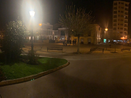 老赌场酒店主图