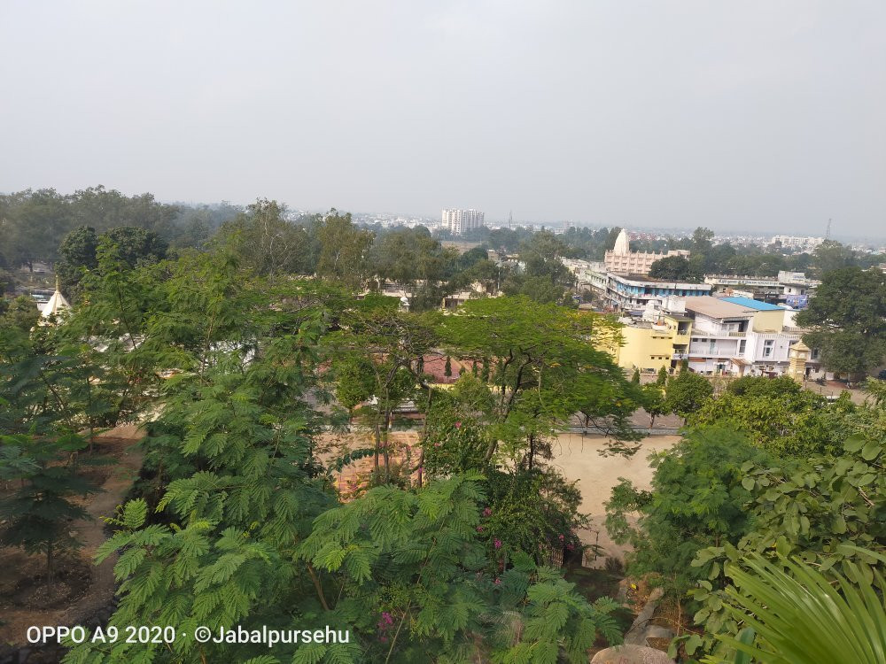 Pisanhari Ki Madiya-贾巴尔普尔必去景点