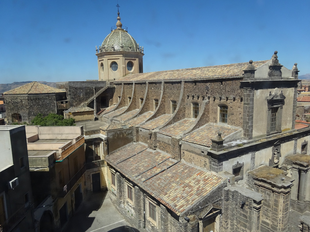 Chiesa di Maria Santissima Assunta-Adrano必去景点