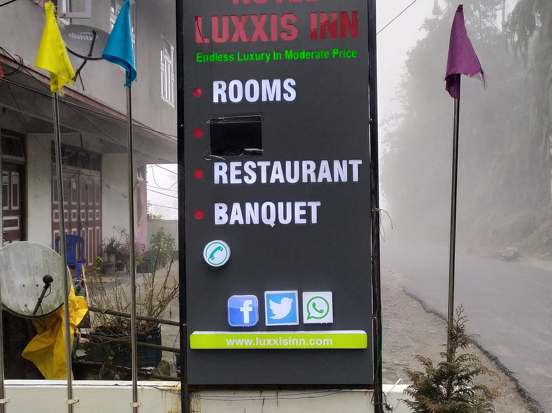 Hotel Luxxis Inn主图
