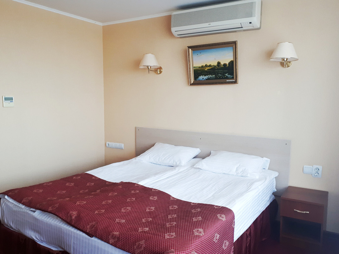 Amaks Hotel Azov主图