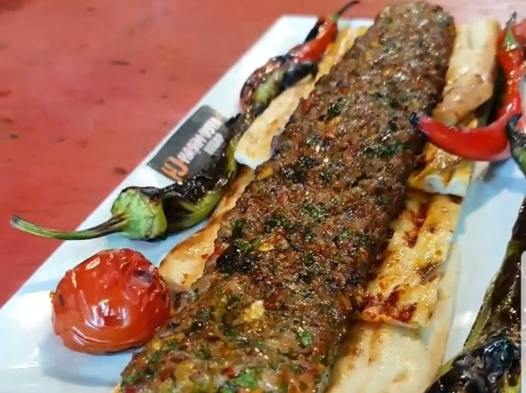 Beyti Restaurant & Middle Eastern Lounge