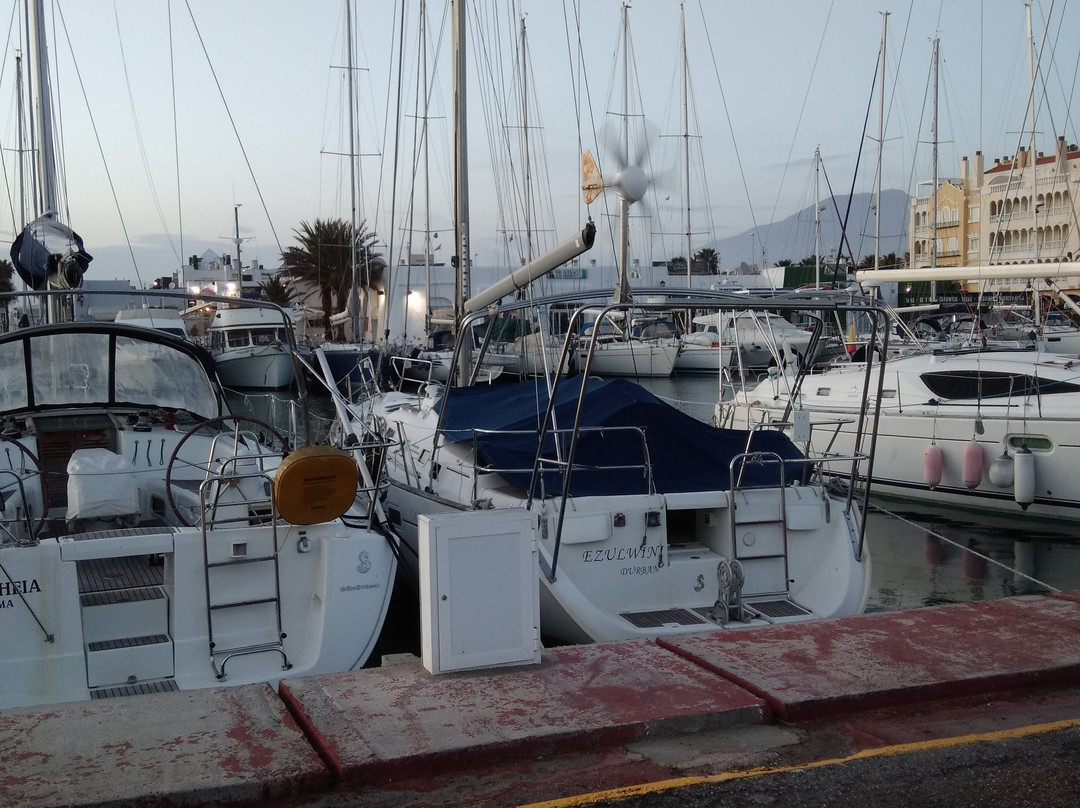 Puerto Almerimar景点图片