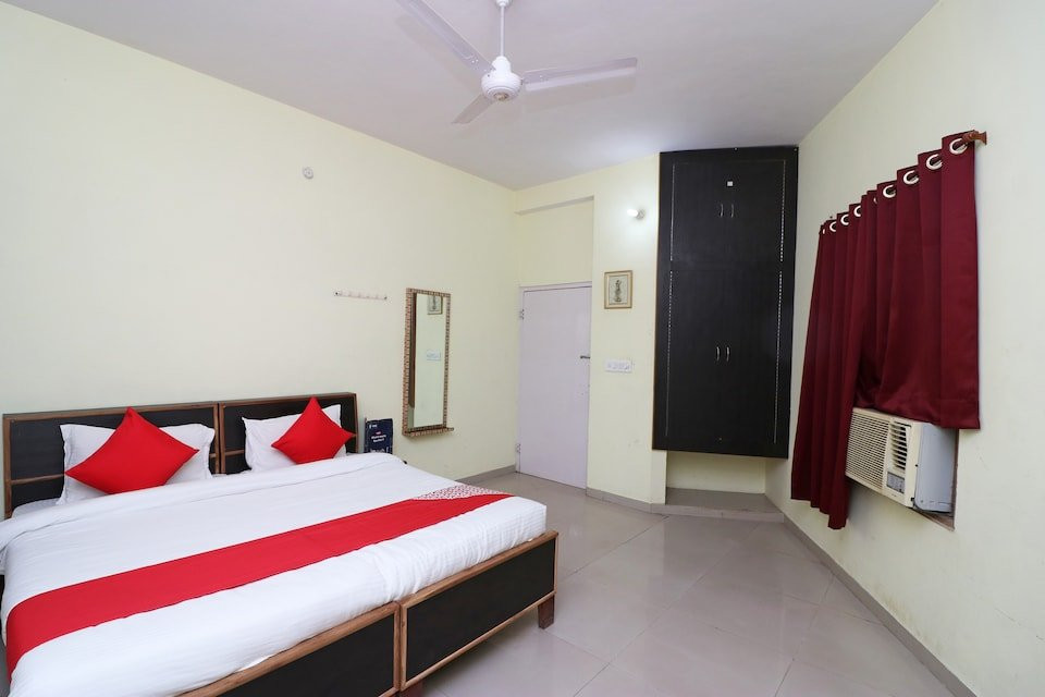 OYO 27077 Park Resort