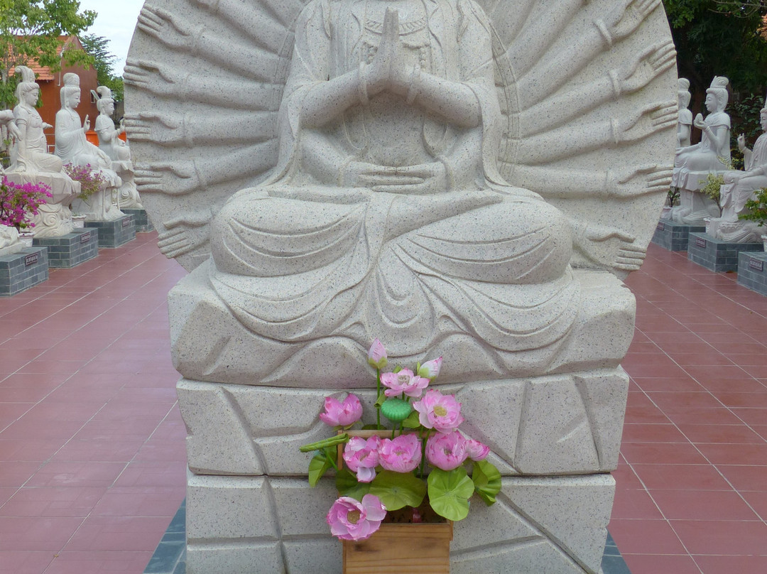 Meditation Centre Truc Lam Phuong Nam-芹苴必去景点