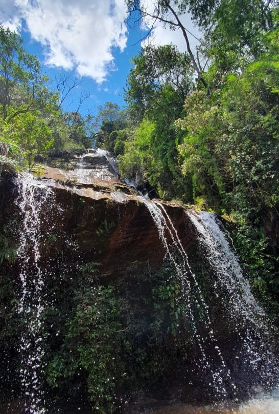 Cachoeira Tres Pingos景点图片