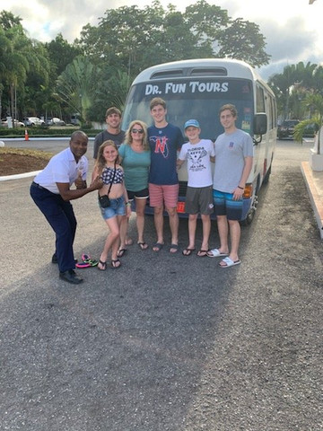 Dr. Fun Tours-奥乔里奥斯必去景点