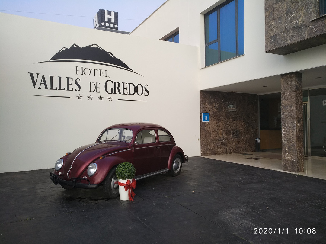 塔拉尤埃拉高尔夫酒店主图