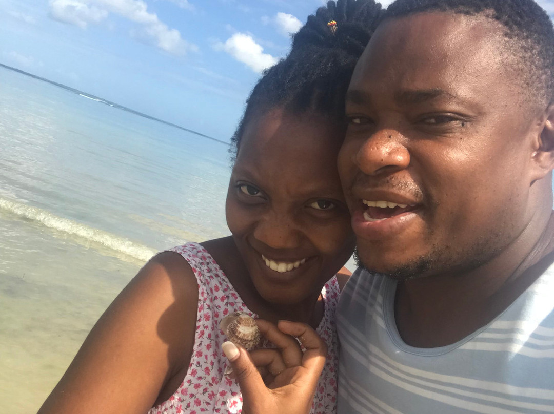 Naf Beach Hotel主图