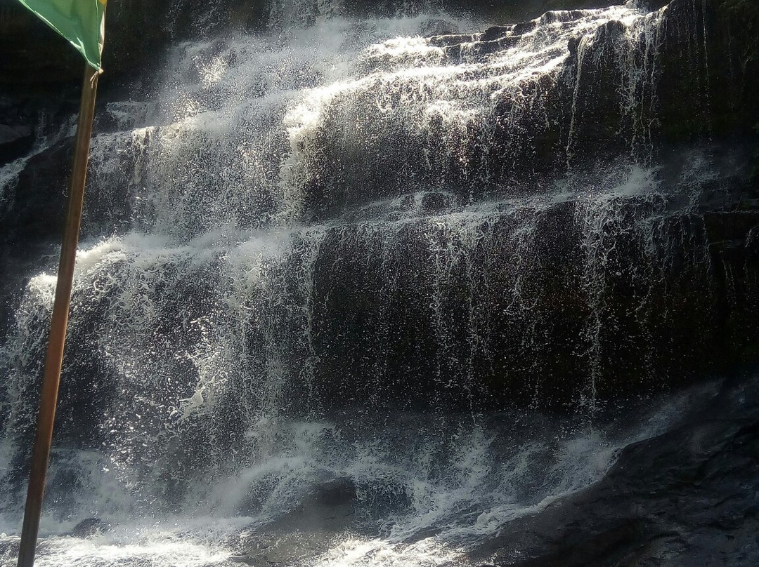 Kintampo Falls景点图片