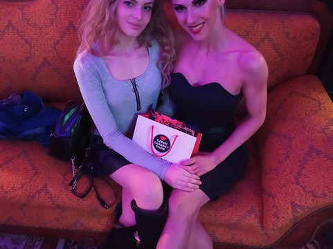 Czech Cabaret Show-布拉格必去景点