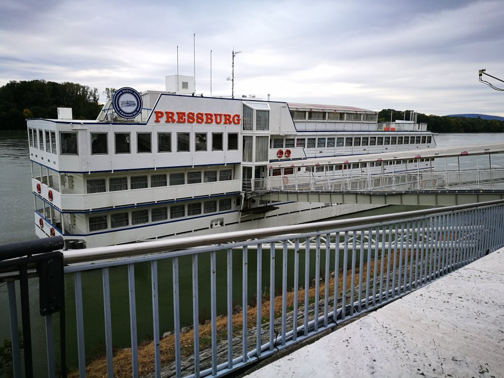 Botel Marina主图