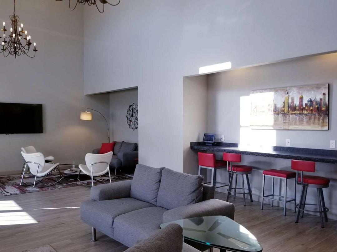 Ramada by Wyndham Sellersburg / Louisville North主图