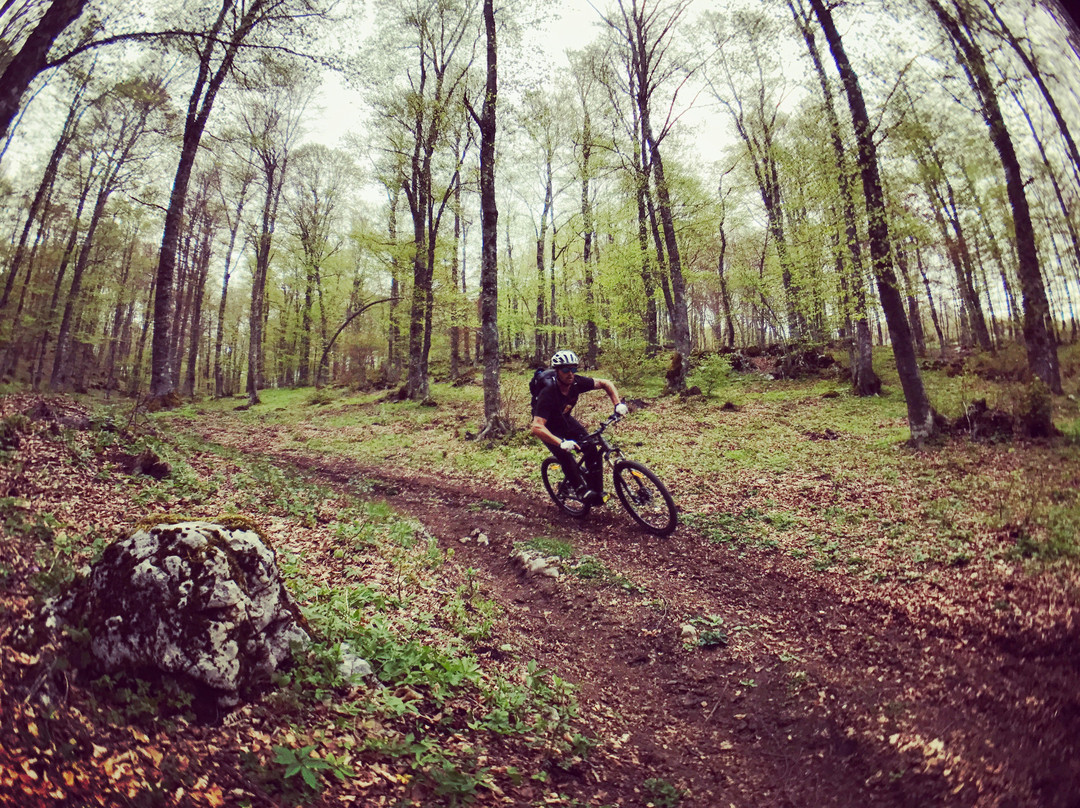 Cratere del Sirente-Secinaro必去景点