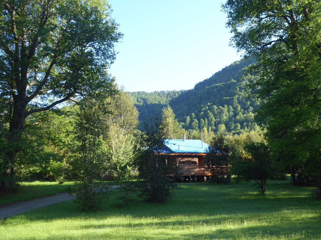 Newenpullu, Hostal y Cabanas主图