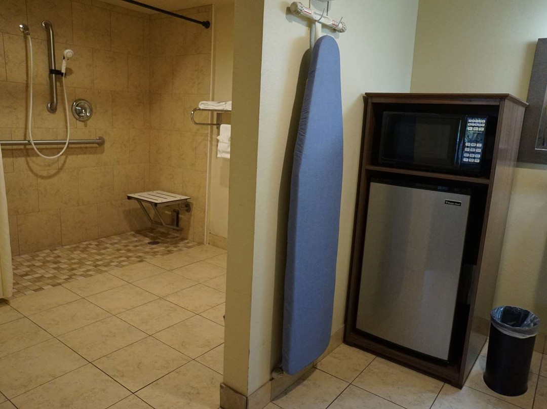 Best Western Town House Lodge主图