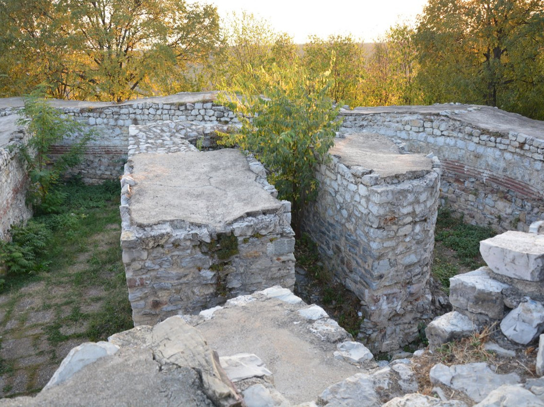 Ancient Fortress景点图片