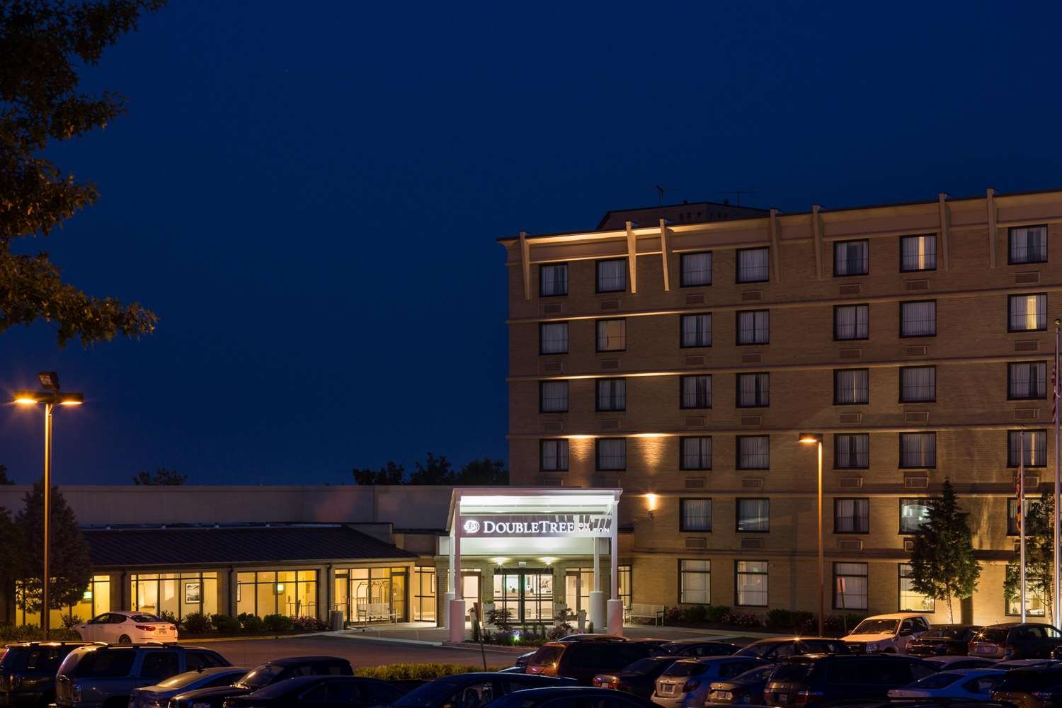 Doubletree By Hilton Laurel-官方