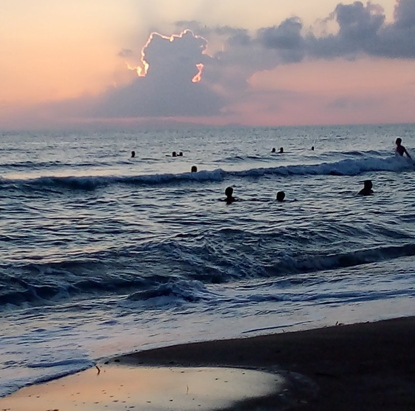 Palouki beach-Amaliada必去景点