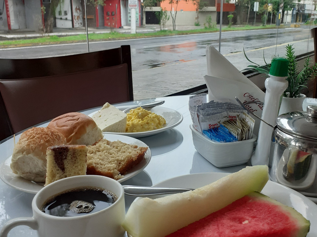 Castel Plaza Hotel主图