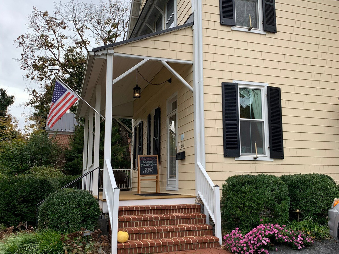 Waypoint House主图