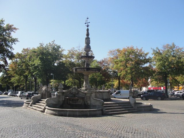 Chafariz do Campo da Feira景点图片