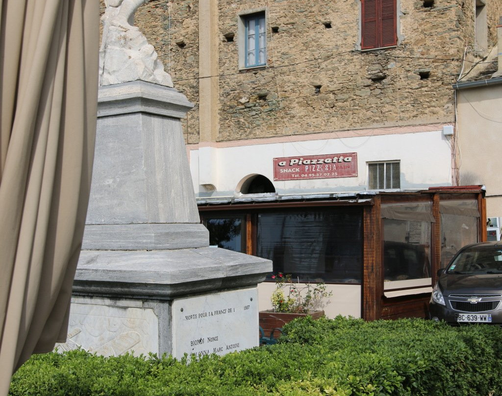 Monument aux morts d'Oletta景点图片