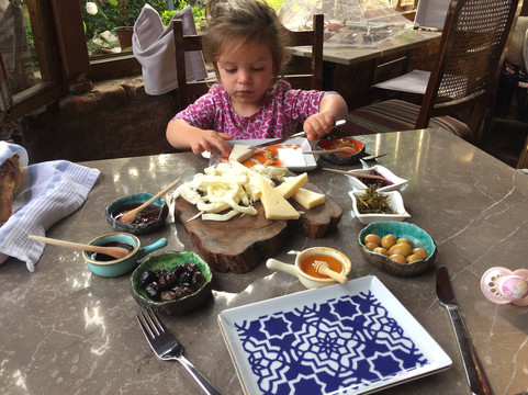 Nikbin Yamaç Pansiyon主图