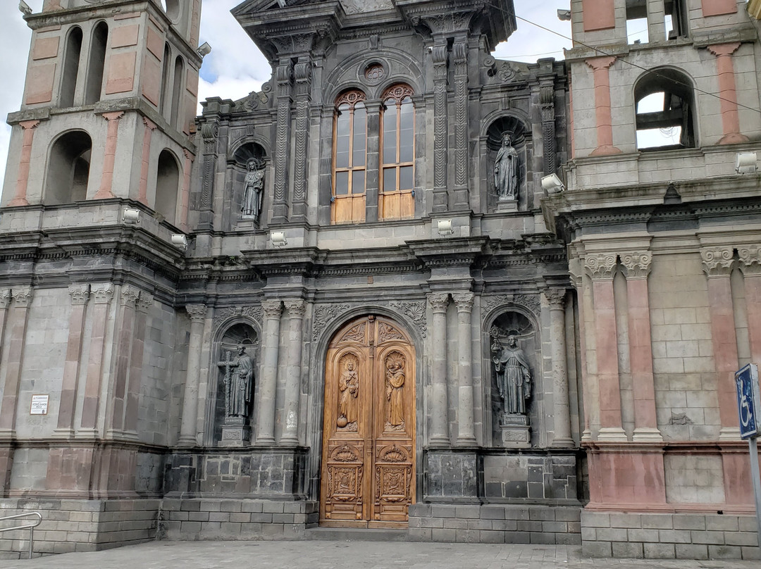 Iglesia El Jordan-奥塔瓦洛必去景点