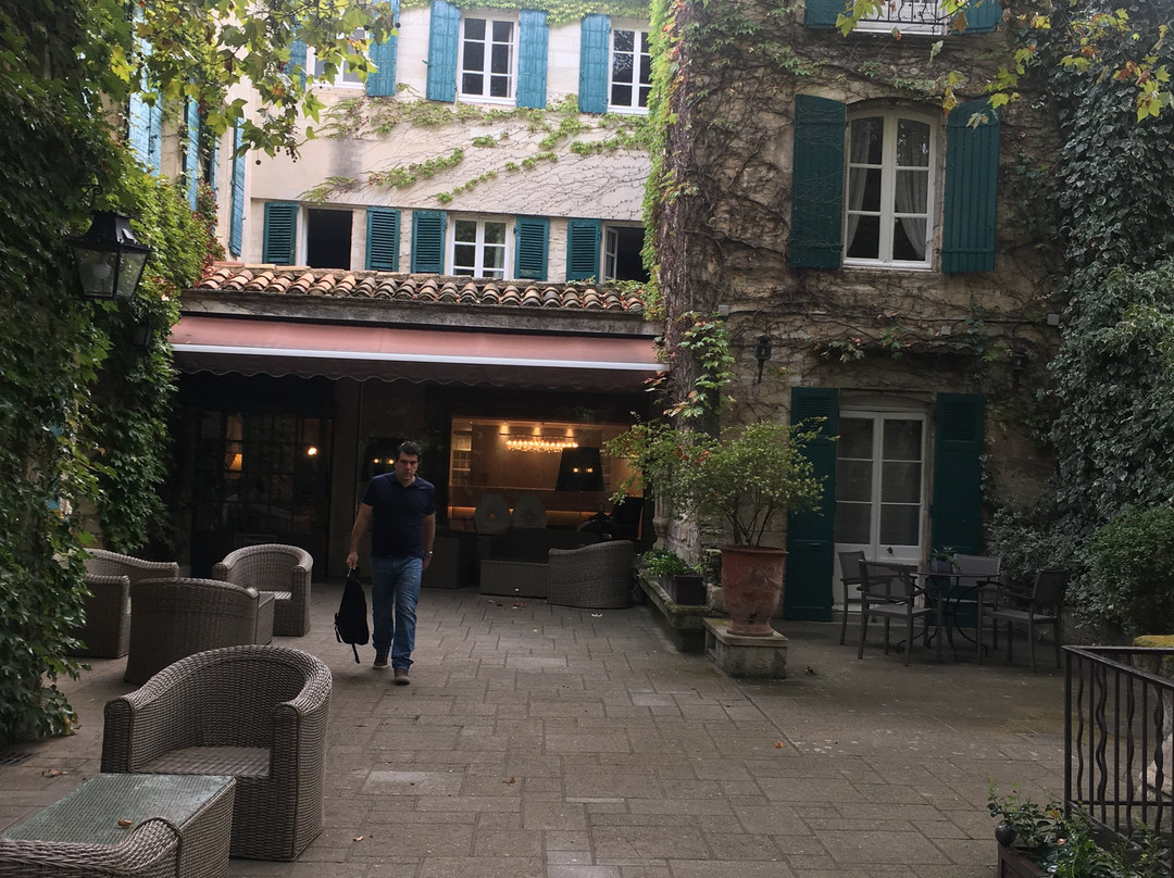Hotel Le Prieure Baumaniere主图