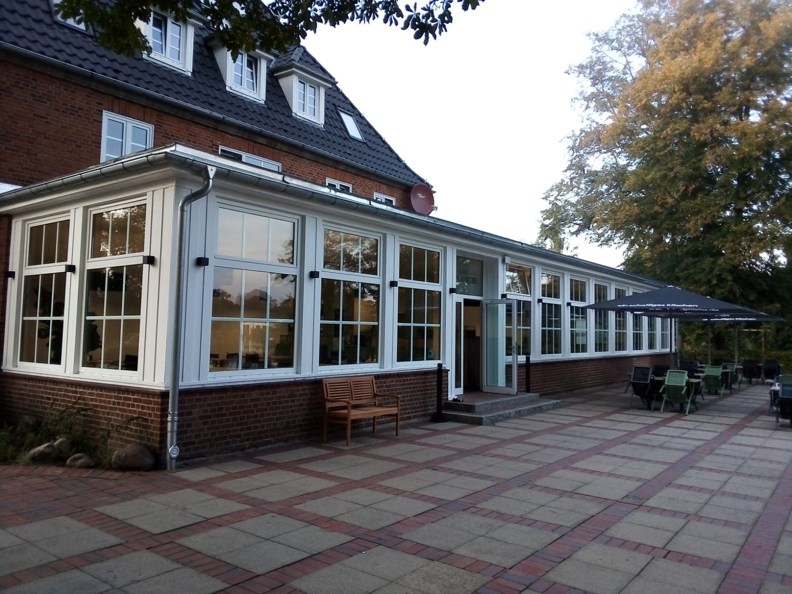 Lake House Plön-餐饮