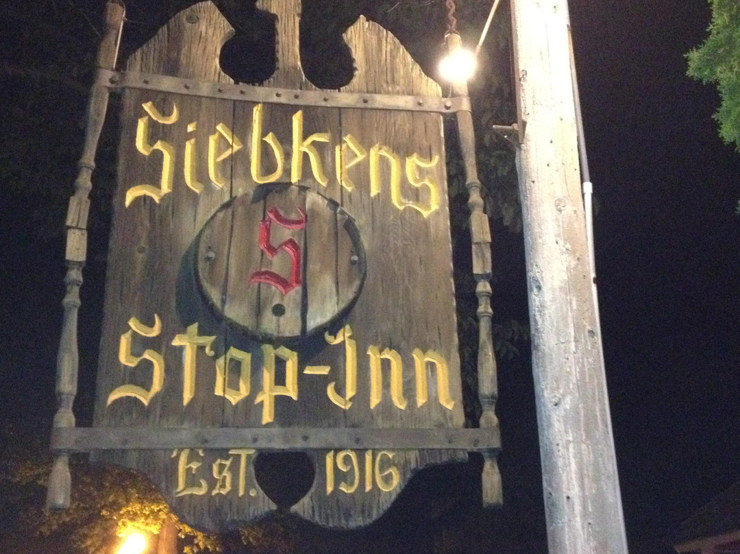 埃尔克哈特莱克旅游景点-Siebkens Resort: The Stop-Inn Tavern
