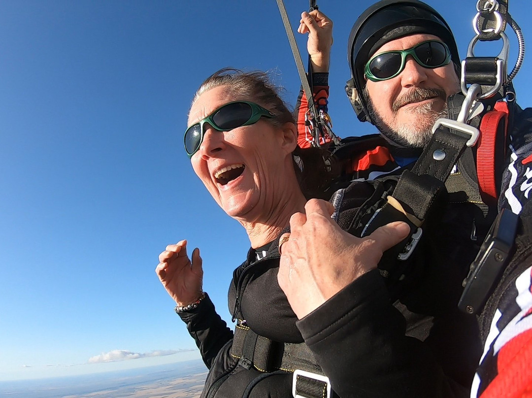 Skydive Saskatoon-萨斯卡通必去景点