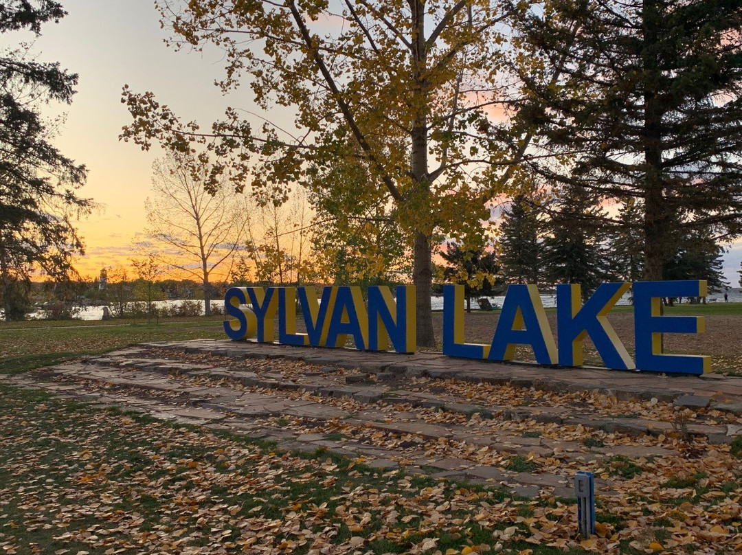 Spruce View酒店住宿-Best Western Plus Chateau Inn Sylvan Lake