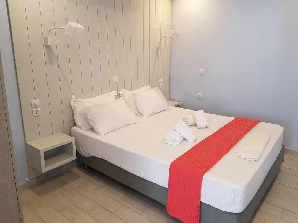 The Ionian View主图